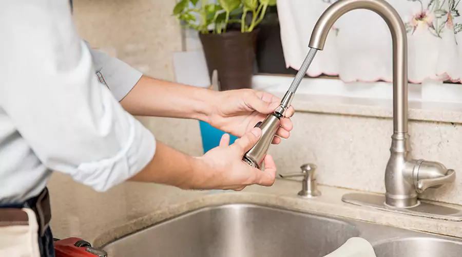 Slow Running Water: Unclog the Aerator (DIY)